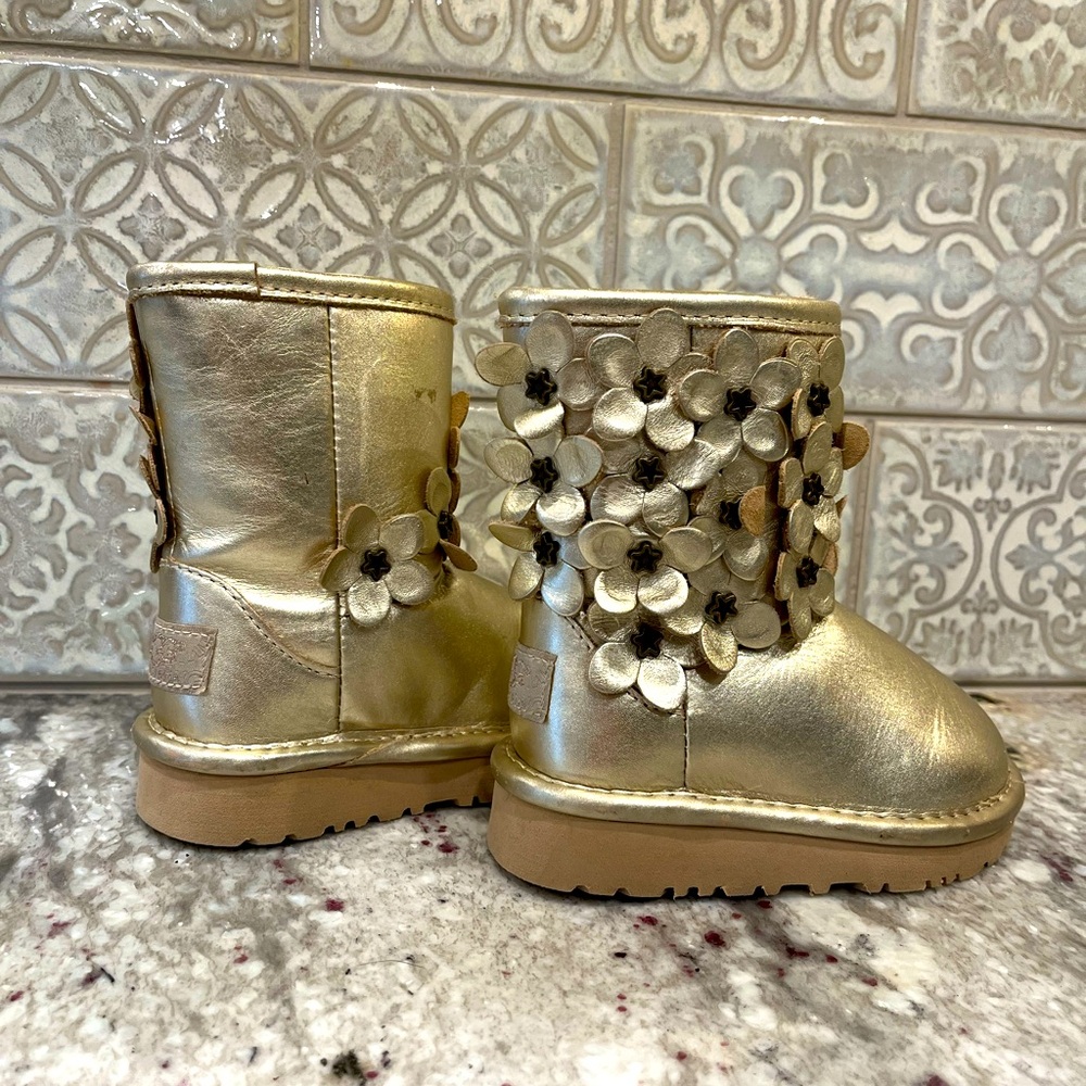 Girls Ugg Boots
